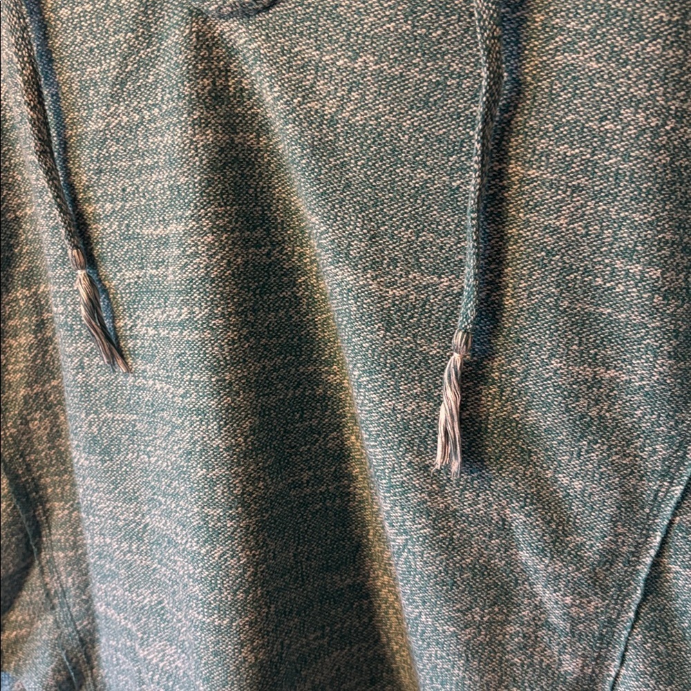 Roxy Sweatshirt - Picture 2 of 9
